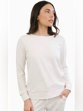 NWT Cozy Earth Women’s Bamboo Ultra Soft IVORY Crew Neck Pullover Top Shirt 3XL